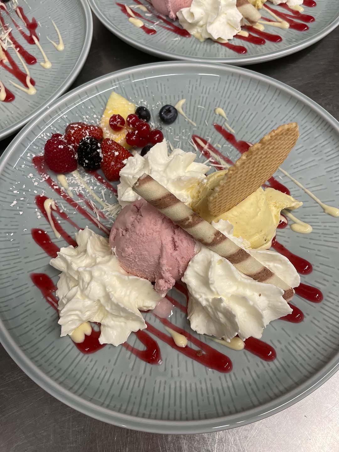 Alter Krug Niedernwöhren | Gaststätte | Essen