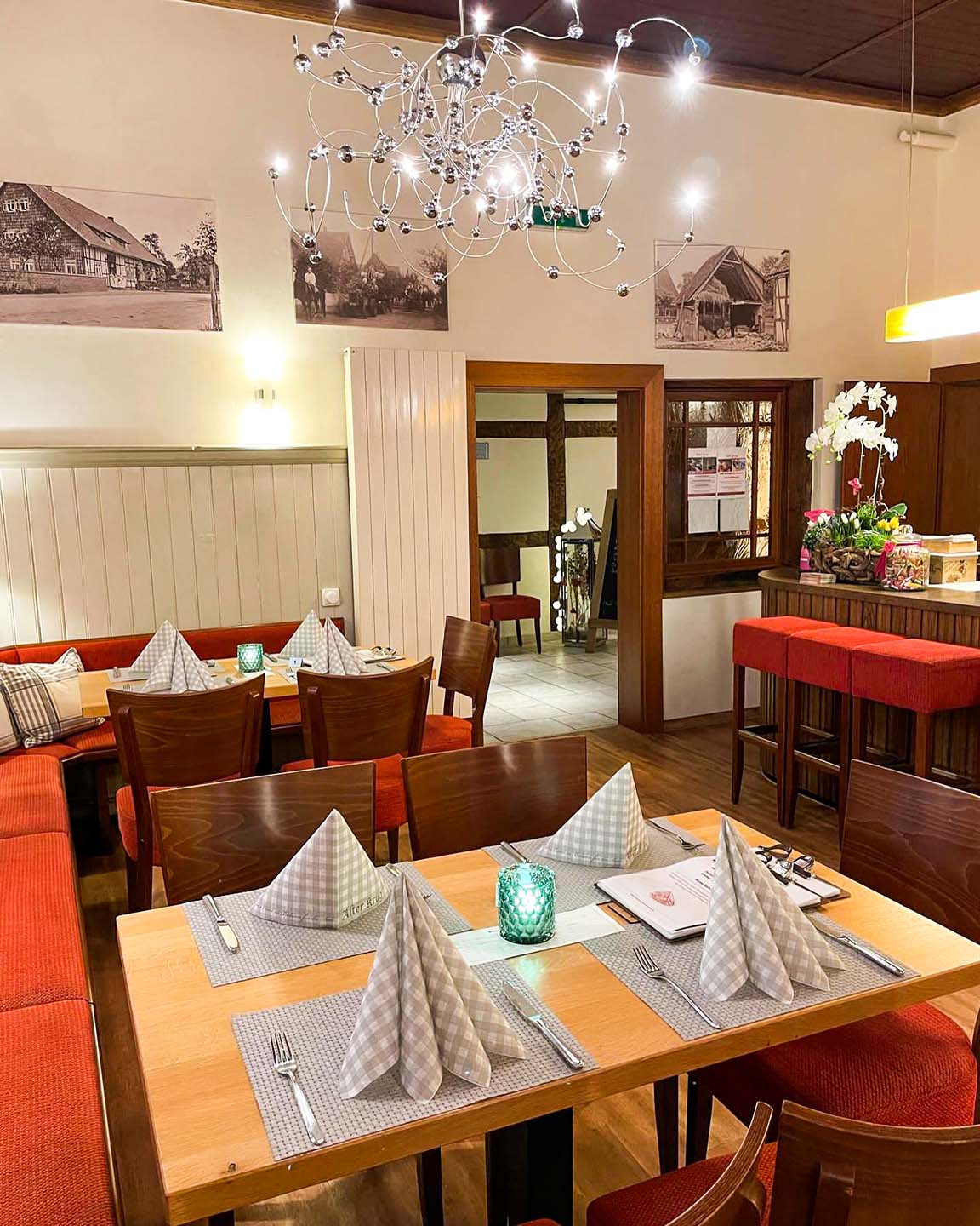 Alter Krug Niedernwöhren | Gaststätte | Restaurant