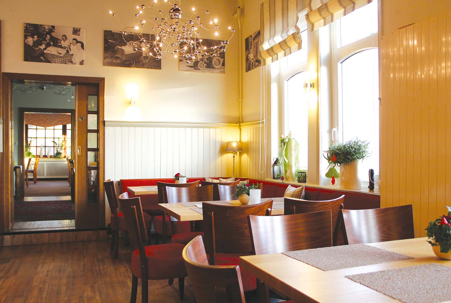 Alter Krug Niedernwöhren | Gaststätte | Restaurant